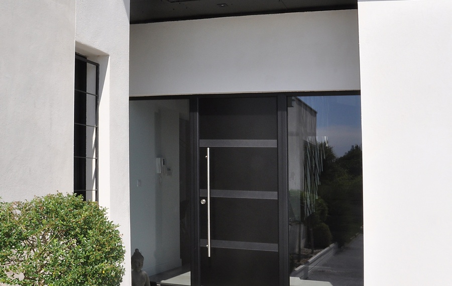 Notre gamme de portes d'entrée en ALU CLASSIQUE et CONTEMPORAINE à MONTS