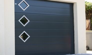 Portes de garage &agrave;&nbsp;MONTS